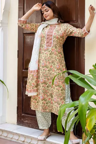 Floral Printed Notch Neck Pure Cotton Straight Kurta With Salwar & Dupatta