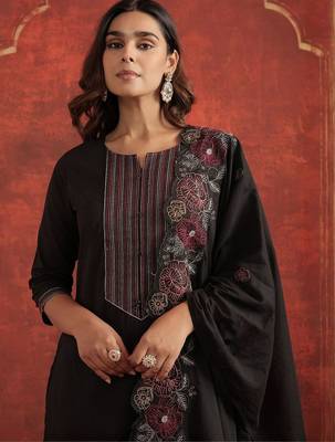 Embroidered Round Neck Thread Work Pure Cotton Kurta With Trousers & Dupatta 5