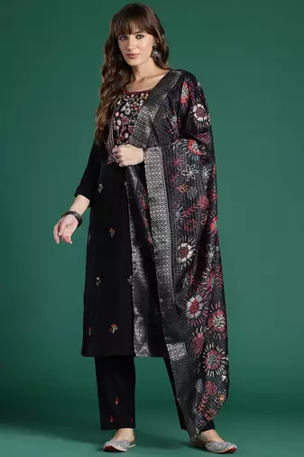 Floral Embroidered Regular Thread Work Kurta with Trousers & With Dupatta