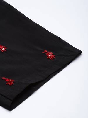 Floral Embroidered Regular Thread Work Kurta with Trousers & With Dupatta 9