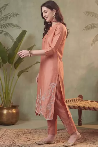 Women Floral Embroidered Regular Thread Work Pure Cotton Kurta with Trousers