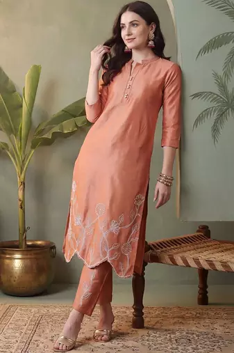 Women Floral Embroidered Regular Thread Work Pure Cotton Kurta with Trousers
