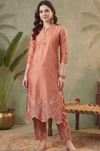 Women Floral Embroidered Regular Thread Work Pure Cotton Kurta with Trousers