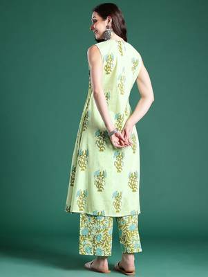 Floral Printed Regular Pure Cotton Kurta with Palazzos 5