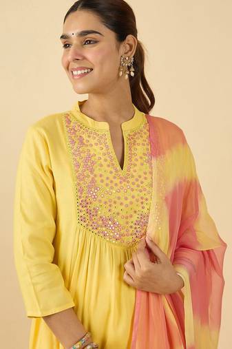 Women Embroidered Mirror Work  Cotton Kurta with Trousers & With Dupatta