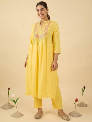 Women Embroidered Mirror Work Pure Cotton Kurta with Trousers & With Dupatta 6