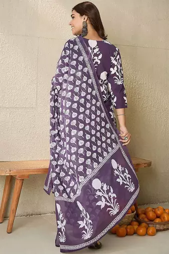 Floral Printed V-Neck Pure Cotton Straight Kurta With Trousers And Dupatta