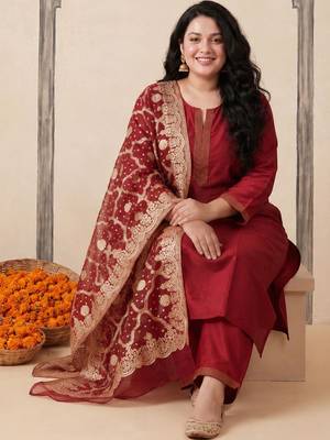 Women Ethnic Motifs Regular Kurta with Trousers & With Dupatta 1