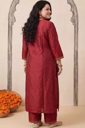 Women Ethnic Motifs Regular Kurta with Trousers & With Dupatta