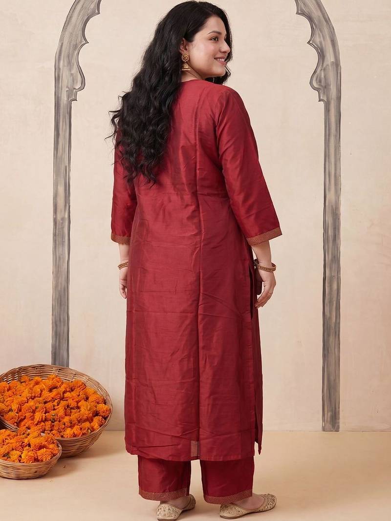 Women Ethnic Motifs Regular Kurta with Trousers & With Dupatta