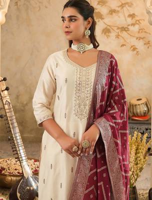 Ethnic Motifs Embroidered Regular Sequinned Kurta with Trousers & Dupatta 1