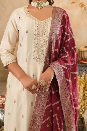 Ethnic Motifs Embroidered Regular Sequinned Kurta with Trousers & Dupatta