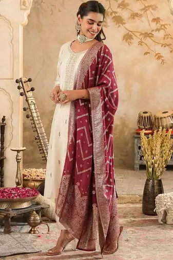 Ethnic Motifs Embroidered Regular Sequinned Kurta with Trousers & Dupatta