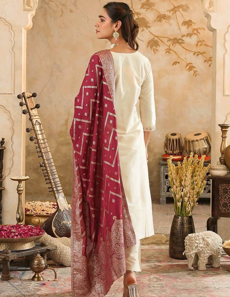 Ethnic Motifs Embroidered Regular Sequinned Kurta with Trousers & Dupatta