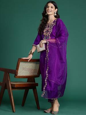 Floral Embroidered Sequinned Liva Kurta With Trousers & Dupatta 1