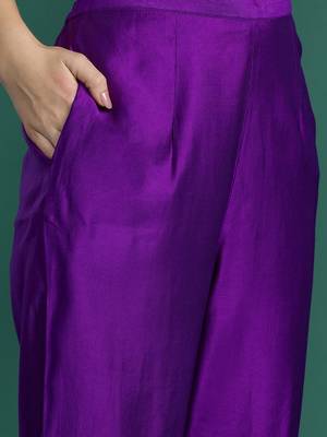 Floral Embroidered Sequinned Liva Kurta With Trousers & Dupatta 3