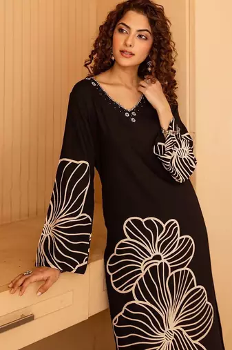 Women Floral Printed Regular Thread Work Kurta with Palazzos