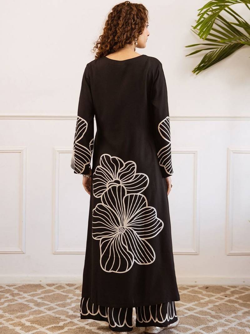 Women Floral Printed Regular Thread Work Kurta with Palazzos