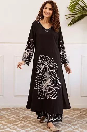 Women Floral Printed Regular Thread Work Kurta with Palazzos