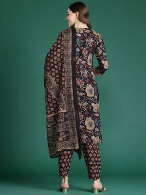 Floral Printed Sequinned Pure Cotton Kurta With Trousers & Dupatta 7