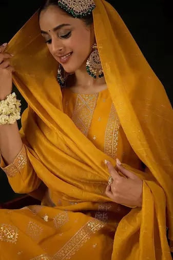 Women Ethnic Motifs Embroidered Regular Sequinned Kurta with Trousers & With Dupatta