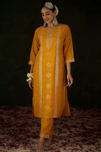 Women Ethnic Motifs Embroidered Regular Sequinned Kurta with Trousers & With Dupatta