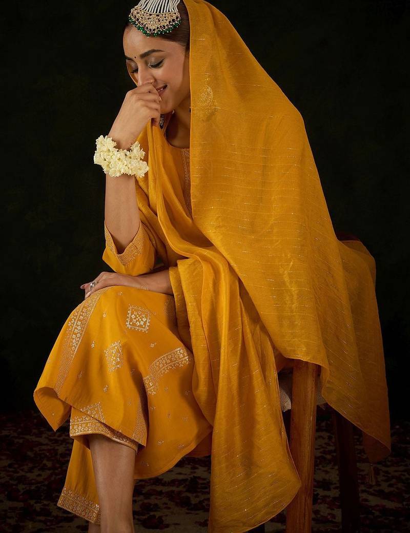 Women Ethnic Motifs Embroidered Regular Sequinned Kurta with Trousers & With Dupatta