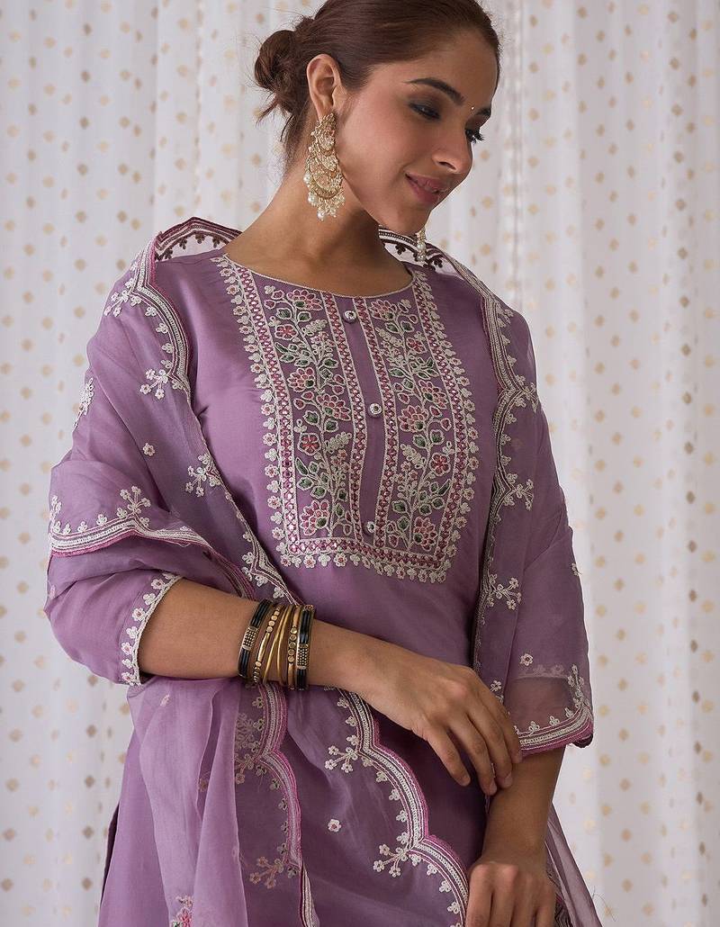 Floral Embroidered Round Neck Thread Work Kurta with Trousers & Dupatta