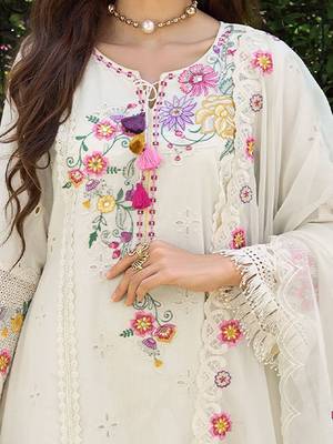 Women Floral Embroidered Regular Sequinned Pure Cotton Kurta with Trousers & With Dupatta 3
