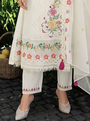 Women Floral Embroidered Regular Sequinned Pure Cotton Kurta with Trousers & With Dupatta 7