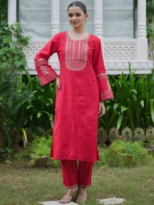 Women Ethnic Motifs Embroidered Regular Sequinned Kurta with Trousers 2