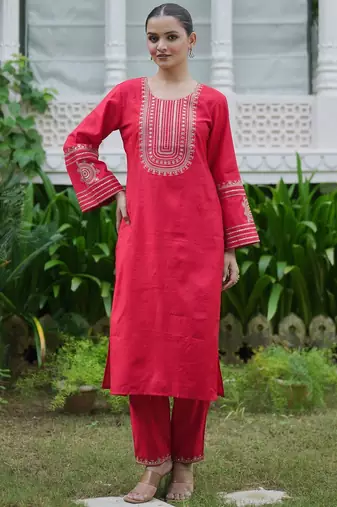 Women Ethnic Motifs Embroidered Regular Sequinned Kurta with Trousers