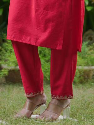 Women Ethnic Motifs Embroidered Regular Sequinned Kurta with Trousers 6