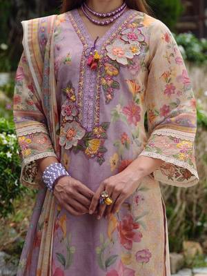 Floral Embroidered Beads and Stones Linen Kurta with Trousers & Dupatta 3