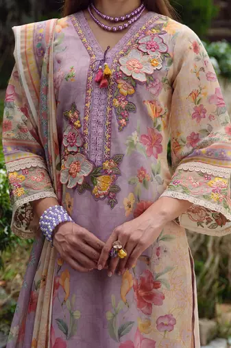 Floral Embroidered Beads and Stones Linen Kurta with Trousers & Dupatta