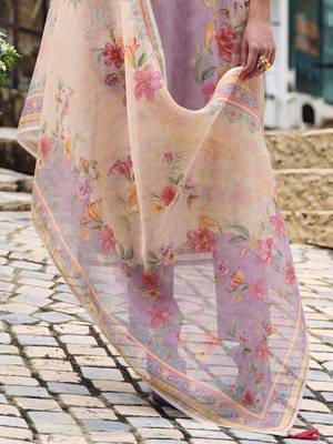 Floral Embroidered Beads and Stones Linen Kurta with Trousers & Dupatta 7