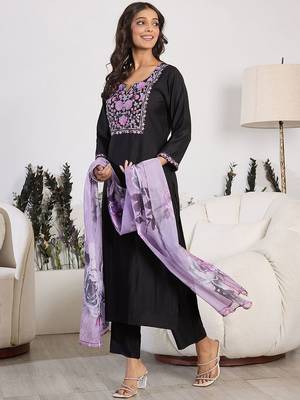 Floral Embroidered Yoke Design Round Neck Regular Kurta With Trouser & Dupatta 4