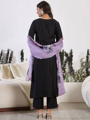 Floral Embroidered Yoke Design Round Neck Regular Kurta With Trouser & Dupatta 6