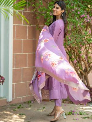 Women Floral Embroidered Regular Sequinned Kurta with Trousers & With Dupatta 4