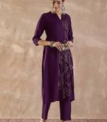 Women Floral Embroidered Regular Kurta with Trousers