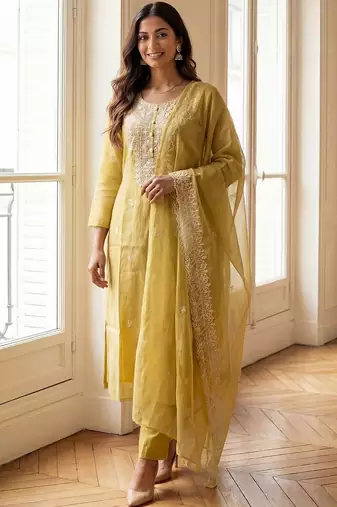 Women Ethnic Motifs Embroidered Regular Thread Work Kurta with Palazzos & With Dupatta