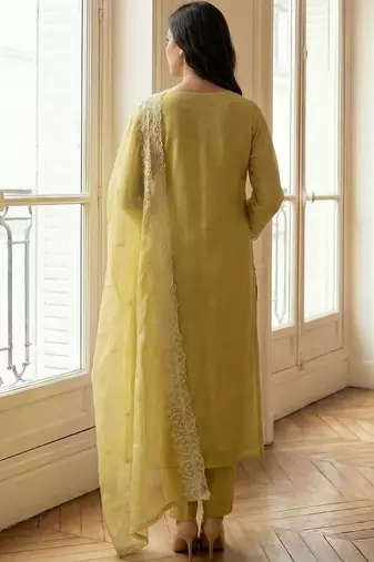 Women Ethnic Motifs Embroidered Regular Thread Work Kurta with Palazzos & With Dupatta