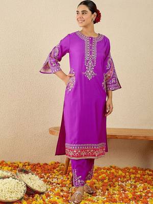 Women Ethnic Motifs Embroidered Zardozi Work Kurta with Trousers & Dupatta 6