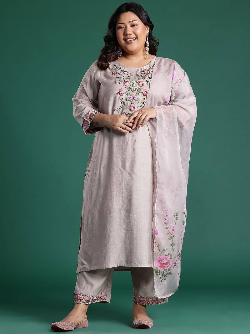 Plus Size Embroidered Regular Round Neck Kurta with Trousers & Dupatta