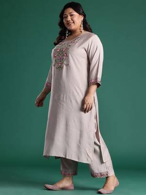 Plus Size Embroidered Regular Round Neck Kurta with Trousers & Dupatta 5