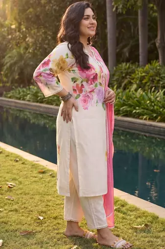 Plus Size Off White Printed Straight Linen Kurta Trousers With Dupatta Set