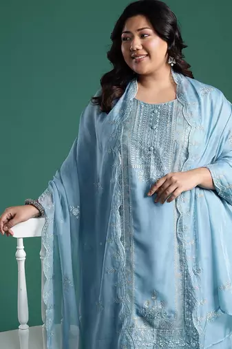 Plus Size Sequinned Kurta With Trousers & Dupatta