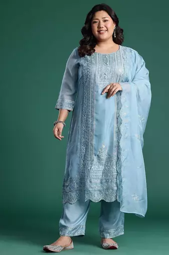 Plus Size Sequinned Kurta With Trousers & Dupatta
