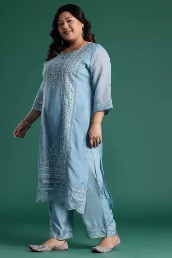 Plus Size Sequinned Kurta With Trousers & Dupatta