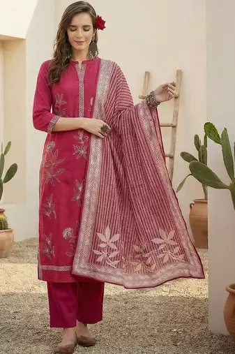 Women Floral Embroidered Regular Beads and Stones Pure Cotton Kurta with Trousers & With Dupatta